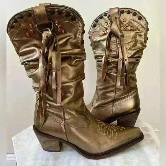 Gold Leather studded Cowboy Boots with wooden Heel - Picture 1 of 9